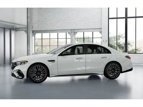 New 2026 Mercedes-Benz E 53 AMG e 4MATIC Sedan image 36