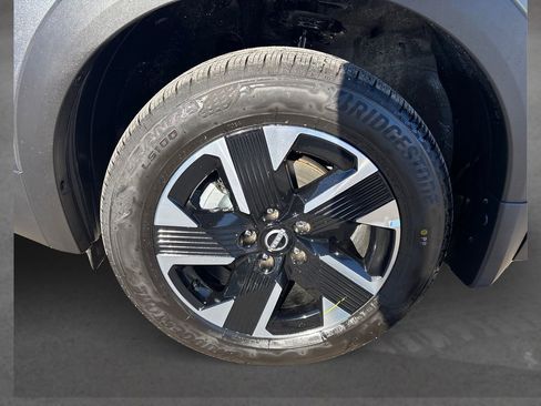 New 2026 Nissan Kicks SV w/ Cold Weather Package AWD/4WD image 11