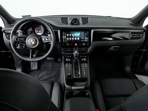 New 2026 Porsche Macan AWD/4WD image 20