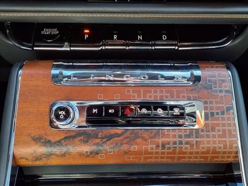 New 2025 Lincoln Aviator Black Label image 8