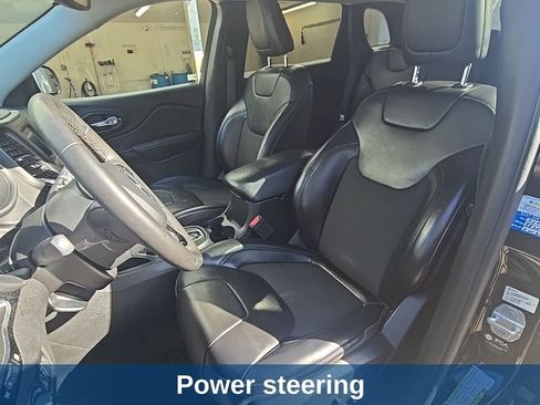 Used 2021 Jeep Cherokee Altitude image 15