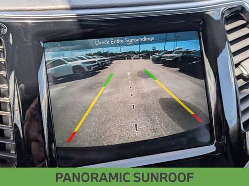 Used 2019 Jeep Cherokee High Altitude AWD/4WD image 26