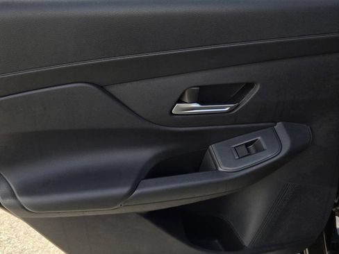 New 2026 Nissan Sentra SV w/ Floor Mat Package FWD image 9