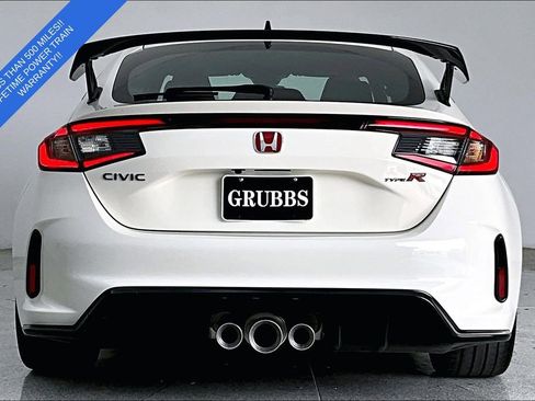 Used 2025 Honda Civic Type R image 5