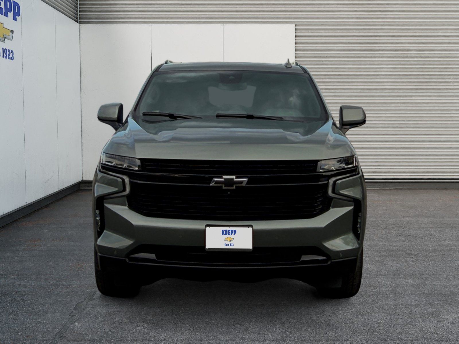 Used 2023 Chevrolet Suburban RST w/ Luxury Package RWD image 8
