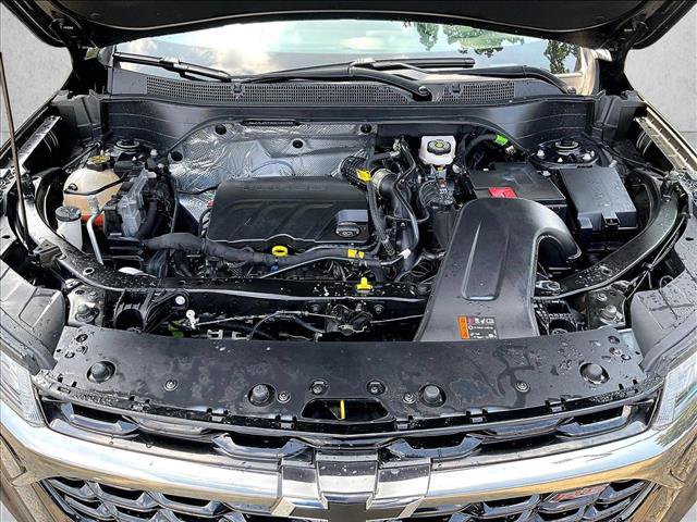 Used 2025 Chevrolet Trax RS FWD image 11