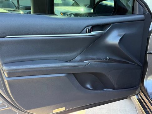 Used 2021 Toyota Camry XSE FWD image 19