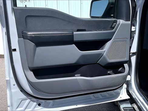Used 2022 Ford F150 XLT w/ XTR Package AWD/4WD image 21