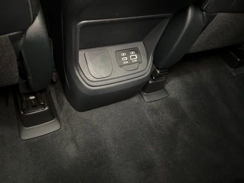 Certified 2023 Subaru Ascent Limited image 53