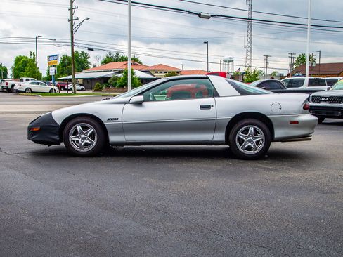 Used 1997 Chevrolet Camaro Z28 w/ Preferred Equipment Group 2 RWD image 4