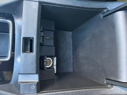 Used 2016 Honda Accord EX-L image 33