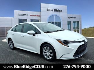 Used 2024 Toyota Corolla LE FWD video 1