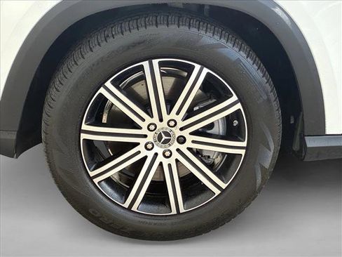 Certified 2024 Mercedes-Benz GLE 450 4MATIC image 9