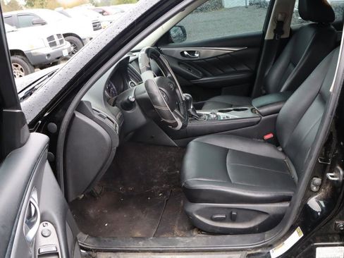 Used 2016 INFINITI Q50 Premium image 6