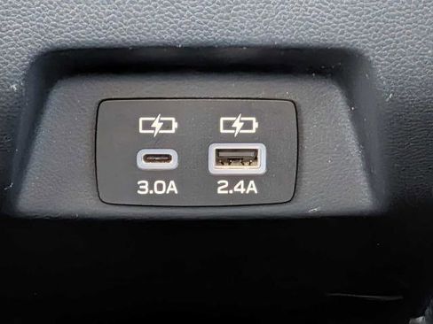 Used 2024 Subaru Crosstrek 2.0i Premium AWD/4WD image 25