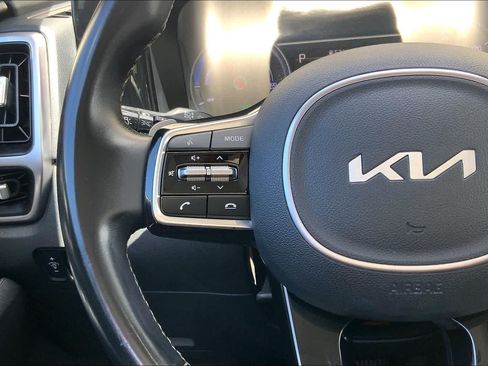 Used 2023 Kia Sorento EX w/ Panoramic Sunroof Package FWD image 24