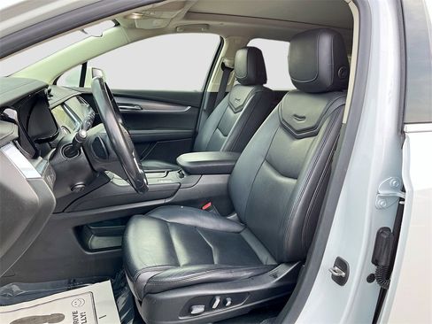 Used 2019 Cadillac XT5 Luxury image 21