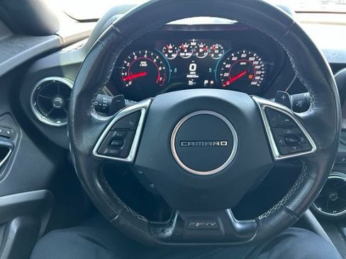 Used 2017 Chevrolet Camaro SS RWD image 13