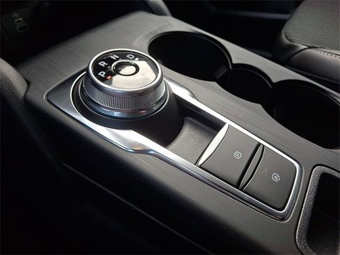 New 2026 Ford Escape SE image 10