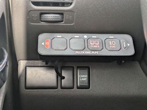 Used 2017 Nissan Frontier S image 14