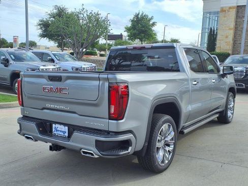 New 2026 GMC Sierra 1500 Denali w/ Denali Reserve Package AWD/4WD image 3