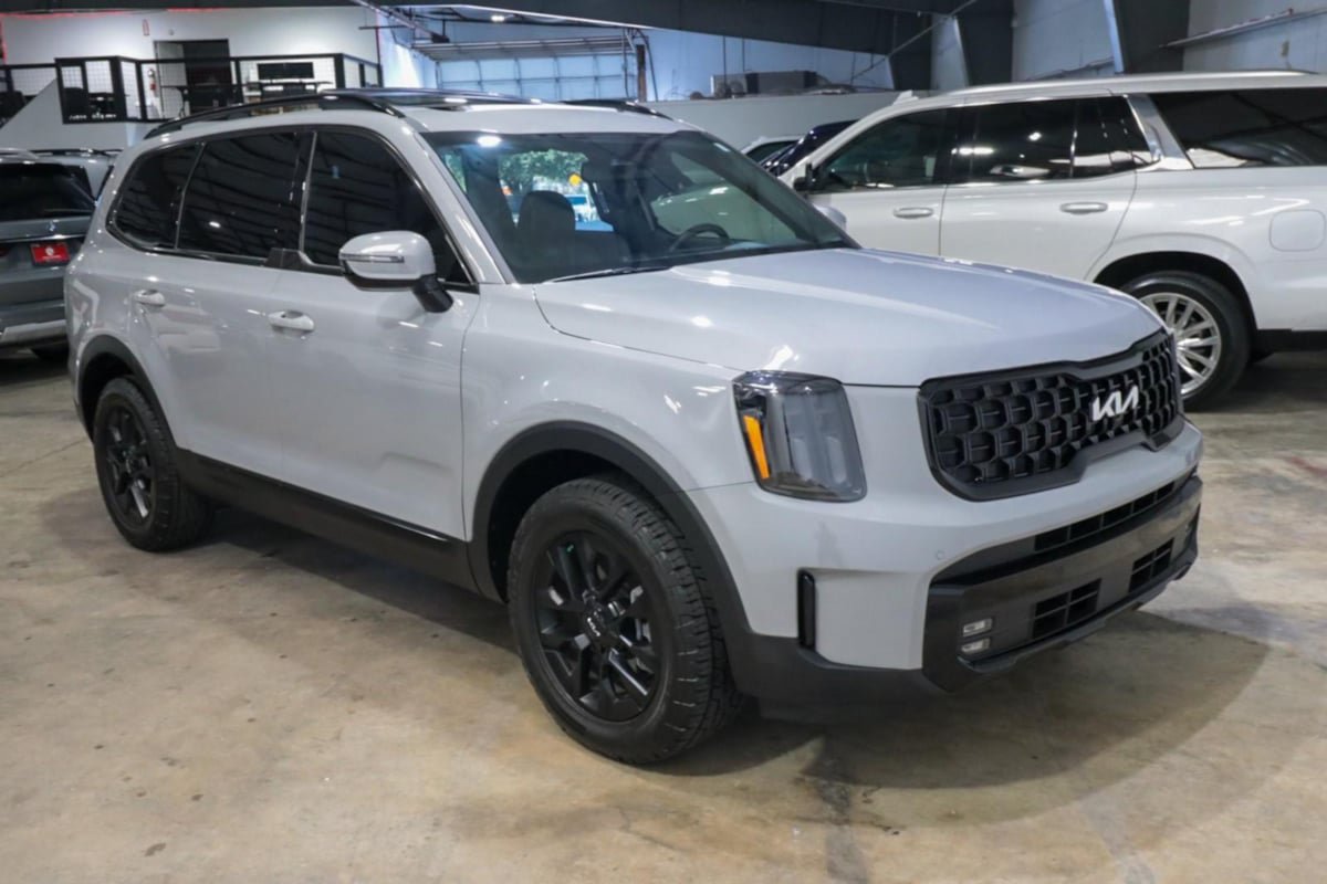 Used 2024 Kia Telluride SX X-Pro AWD/4WD image 3