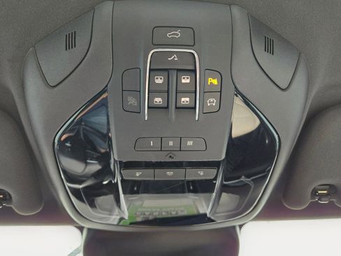 Used 2019 Maserati Levante GranSport AWD/4WD image 40
