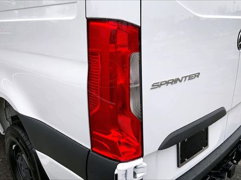 New 2026 Mercedes-Benz Sprinter 2500 image 19