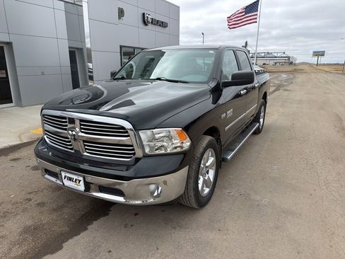 Used 2015 RAM 1500 Big Horn AWD/4WD image 2