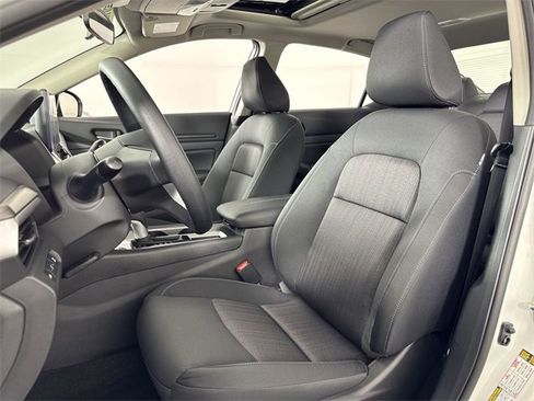 New 2025 Nissan Altima 2.5 SV image 11