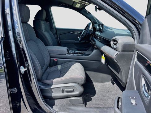 Certified 2026 Honda Pilot Sport image 33