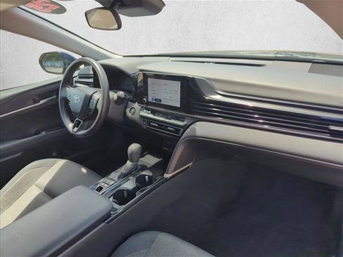 Used 2025 Toyota Camry LE FWD image 22