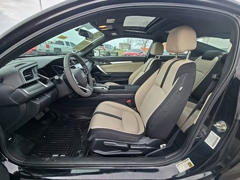 Used 2017 Honda Civic EX-T image 9