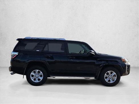 Used 2016 Toyota 4Runner SR5 Premium RWD image 4