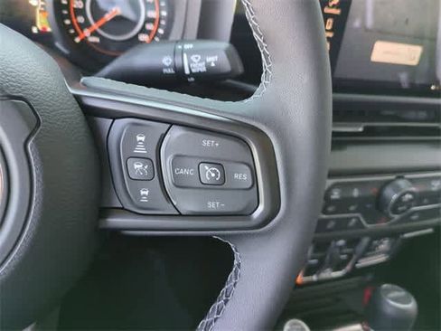 New 2025 Jeep Gladiator Sport image 24