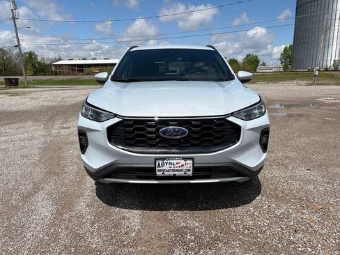 Used 2025 Ford Escape ST-Line Select AWD/4WD image 29