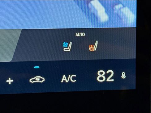 Certified 2025 Lexus NX 250 FWD w/ Premium Package image 21