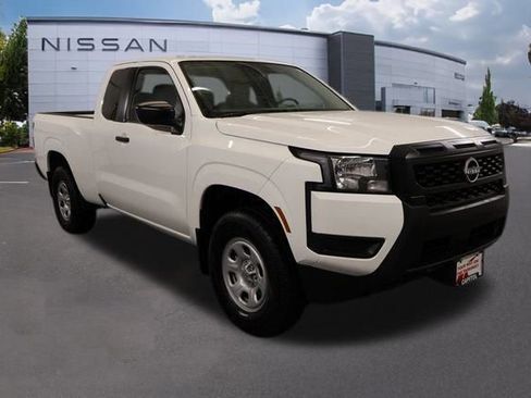 Certified 2025 Nissan Frontier S image 1