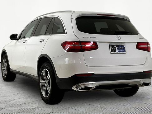 Certified 2019 Mercedes-Benz GLC 300 4MATIC image 4