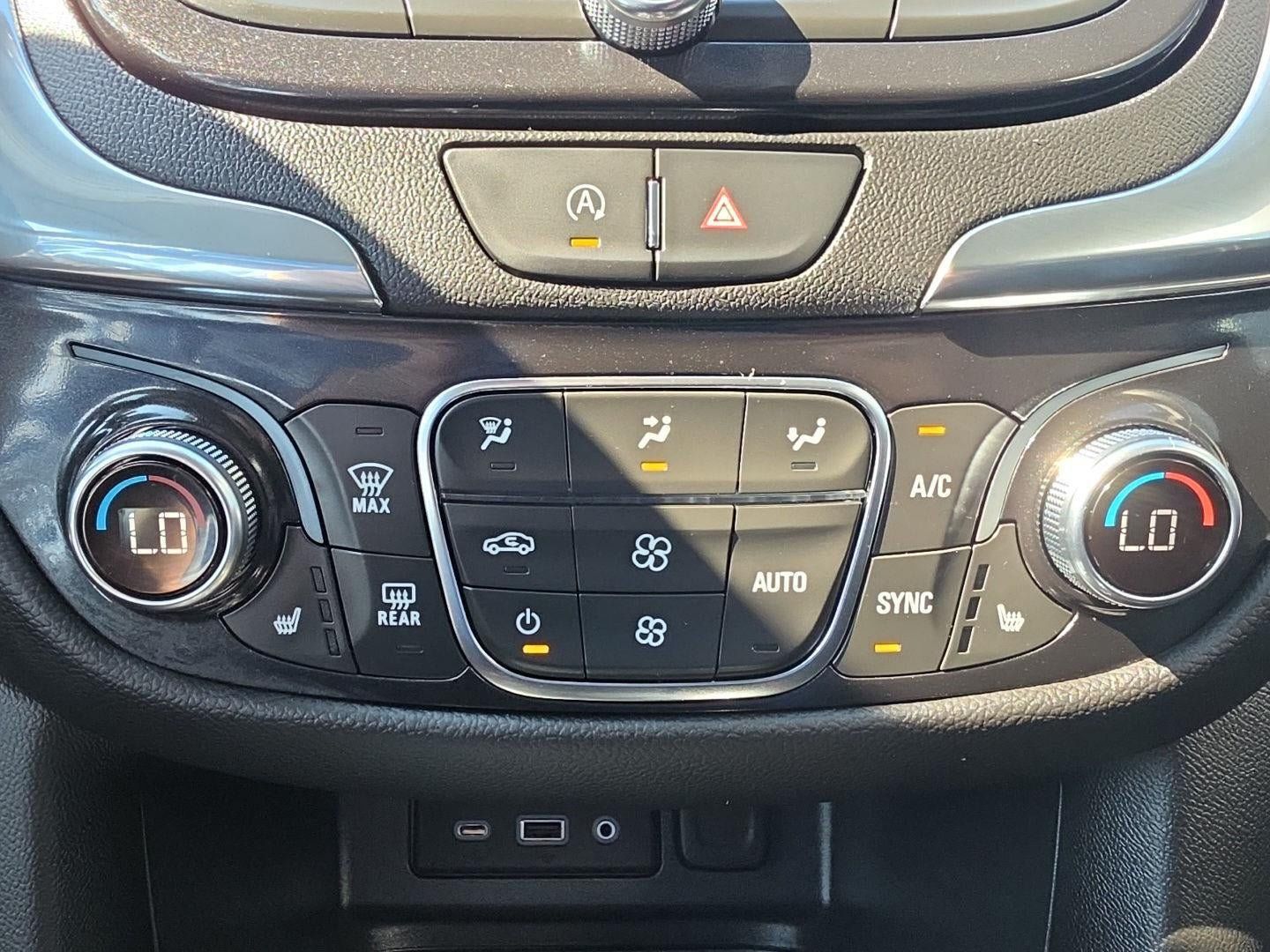 Used 2022 Chevrolet Equinox Premier w/ Redline Edition AWD/4WD image 23