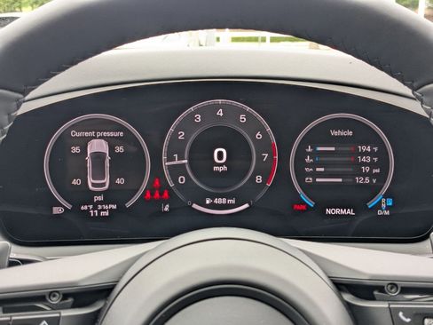 New 2026 Porsche Cayenne Coupe AWD/4WD image 16