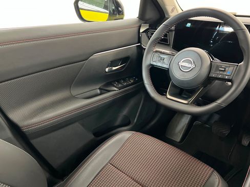 New 2026 Nissan Kicks SR FWD image 11
