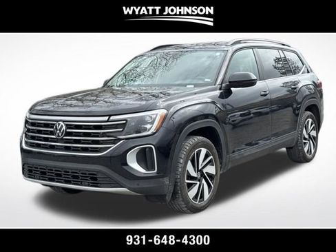 Used 2024 Volkswagen Atlas SE image 1