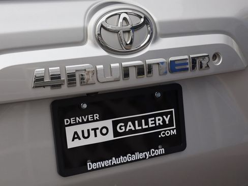 Used 2018 Toyota 4Runner SR5 w/ Wilderness Package AWD/4WD image 32