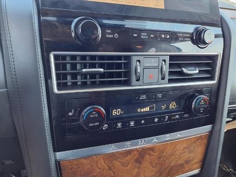 Used 2024 Nissan Armada SL w/ Captain's Chairs Package image 11