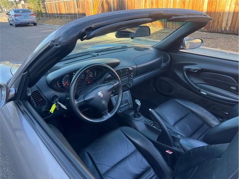 Used 2001 Porsche 911 Cabriolet image 43