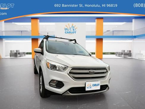 Used 2018 Ford Escape SE w/ Ford Safe & Smart Package image 12