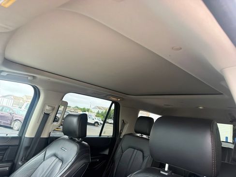 Used 2020 Ford Expedition Platinum AWD/4WD image 29