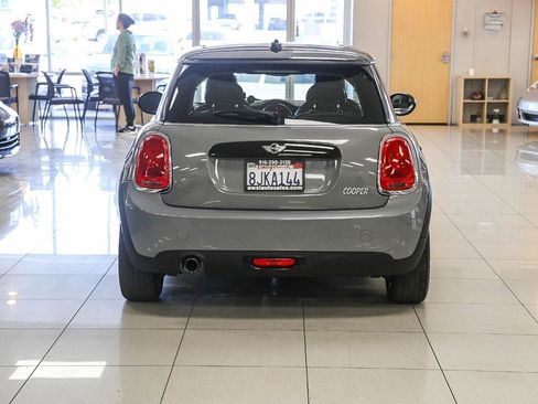 Used 2016 MINI Cooper 2-Door Hardtop FWD image 5