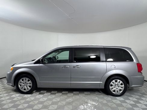 Used 2017 Dodge Grand Caravan SE w/ Power Window Group image 8